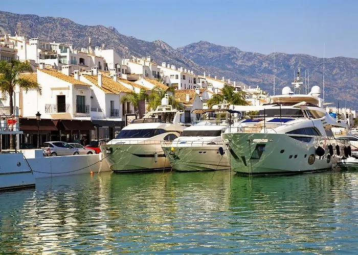 Apartmán En Aloha Con Golf Y Piscina En Puerto Banus Marbella