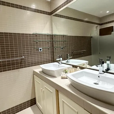 En Aloha Con Golf Y Piscina En Puerto Banus Apartman *